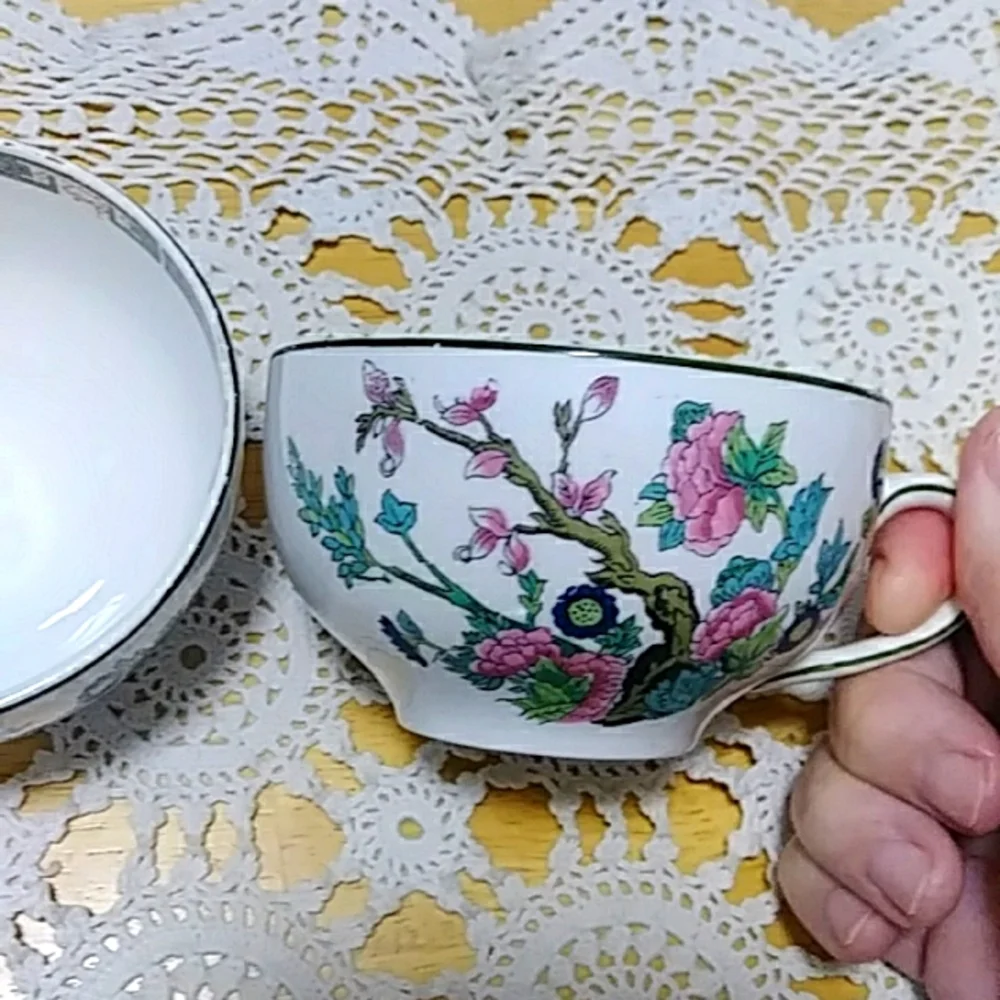 Maddock China, set of two vintage cups, Made in England